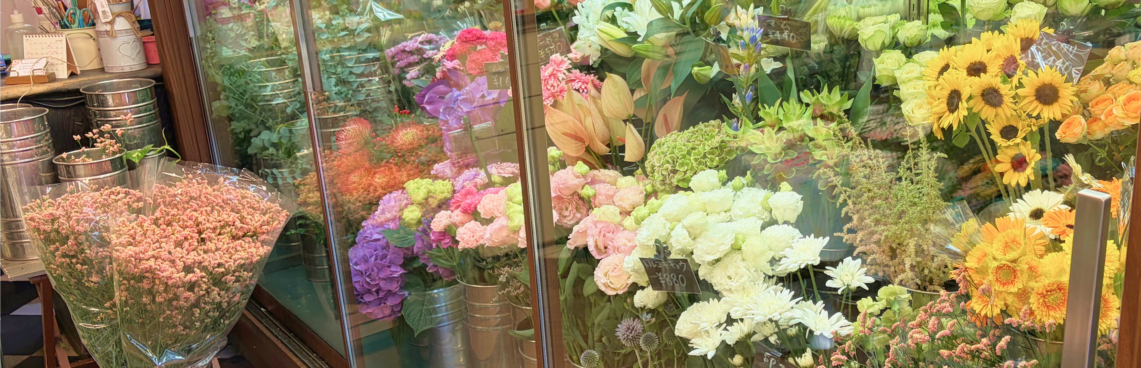 flower aurinko 店内